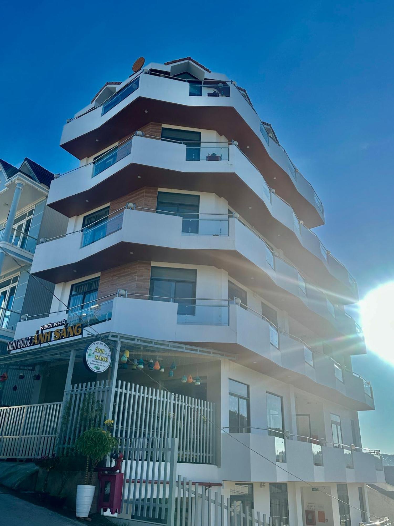 Khach San Anh Sang - Light House Hotel Đà Lạt Ngoại thất bức ảnh