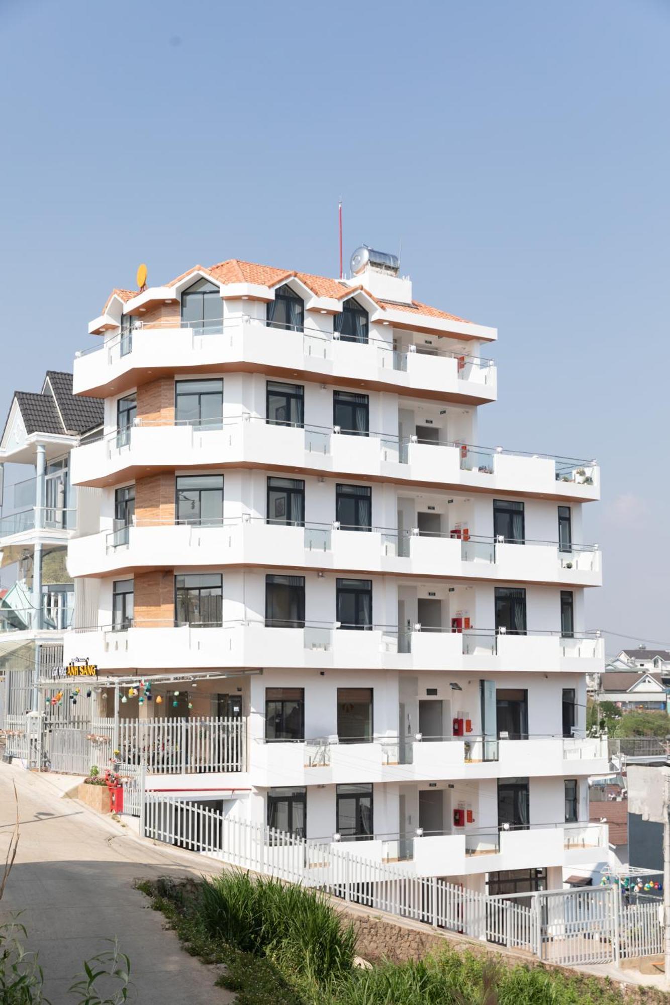 Khach San Anh Sang - Light House Hotel Đà Lạt Ngoại thất bức ảnh